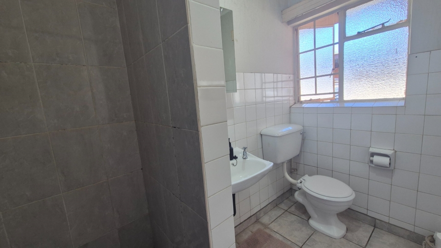 3 Bedroom Property for Sale in Roodia Free State